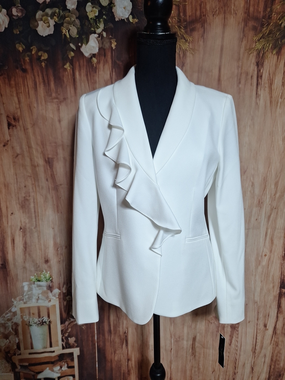 NWT Tahari White  Ruffle-Front Blazer Jacket - Picture 3 of 17